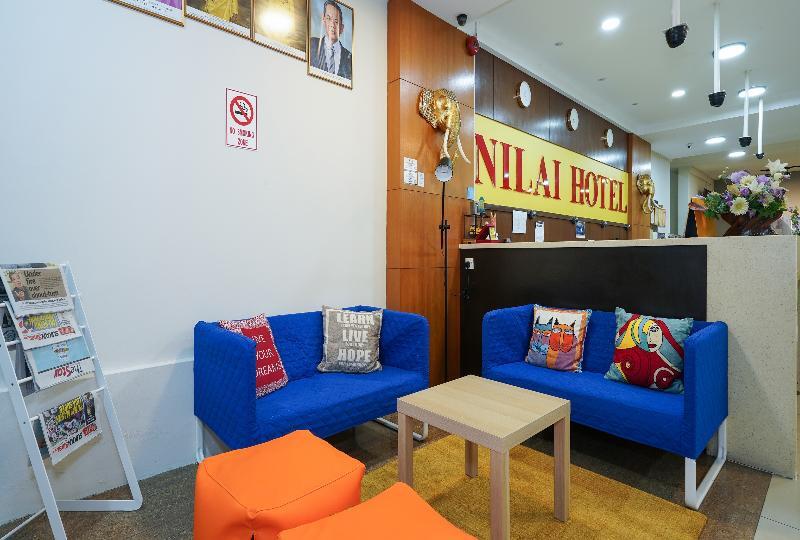 Oyo 43955 N9 Business Hotel Nilai Ngoại thất bức ảnh